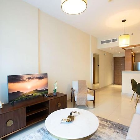 Lux 1Br 2 Min To Burj Khalifa Apartment Dubai Ngoại thất bức ảnh