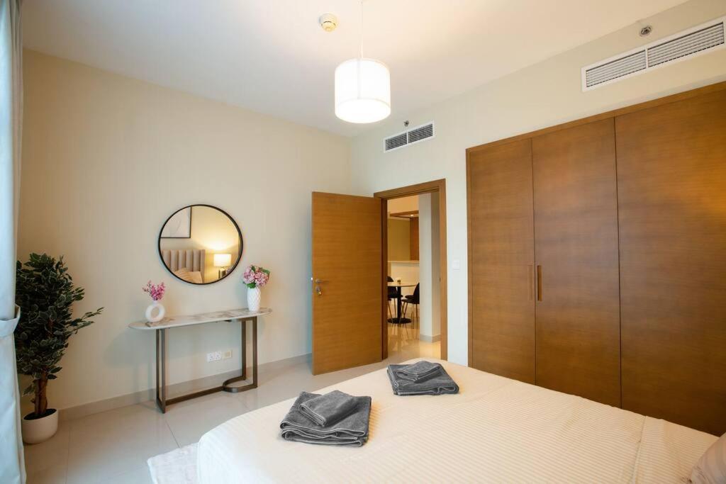 Lux 1Br 2 Min To Burj Khalifa Apartment Dubai Ngoại thất bức ảnh