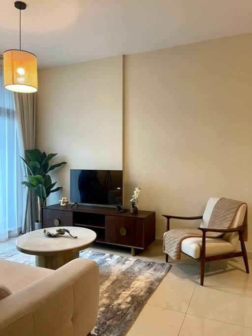 Lux 1Br 2 Min To Burj Khalifa Apartment Dubai Ngoại thất bức ảnh